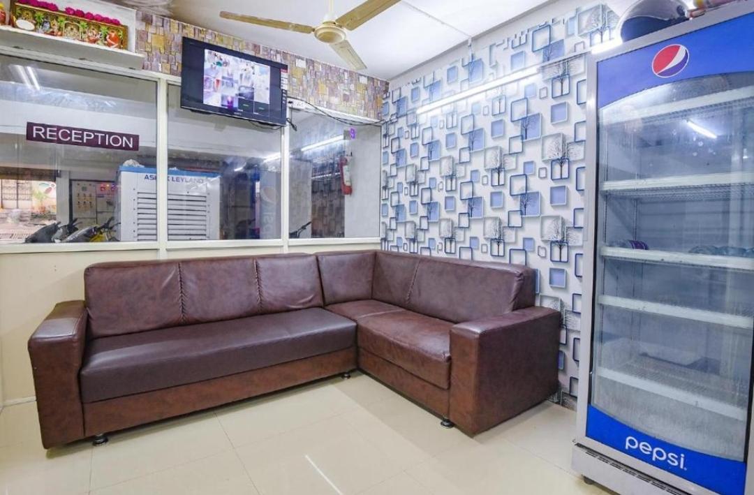 Hotel Leela Grand Inn Виджаявада Экстерьер фото