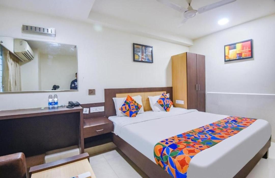 Hotel Leela Grand Inn Виджаявада Экстерьер фото